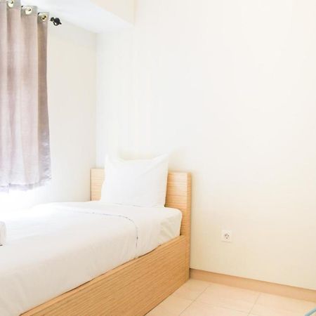 Simply Minimalist 2Br The Springlake Summarecon Apartment By Travelio بيكاسي المظهر الخارجي الصورة